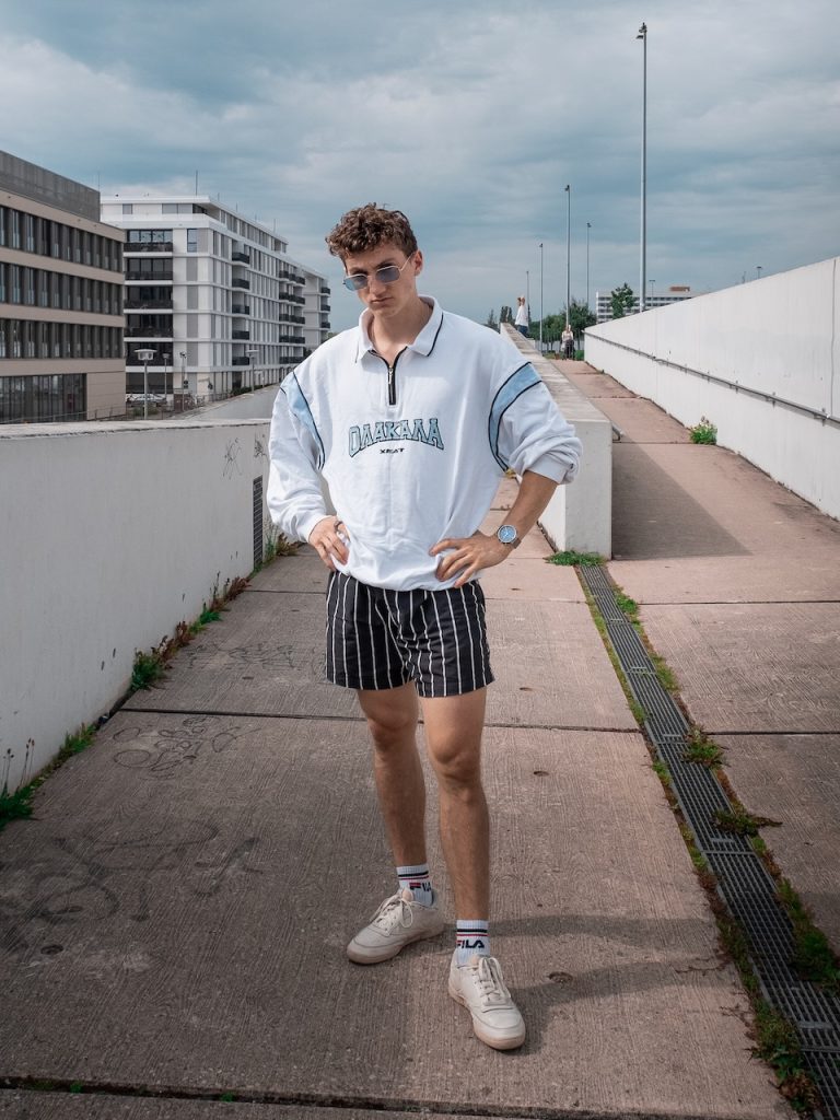 Tobias1123 - 19