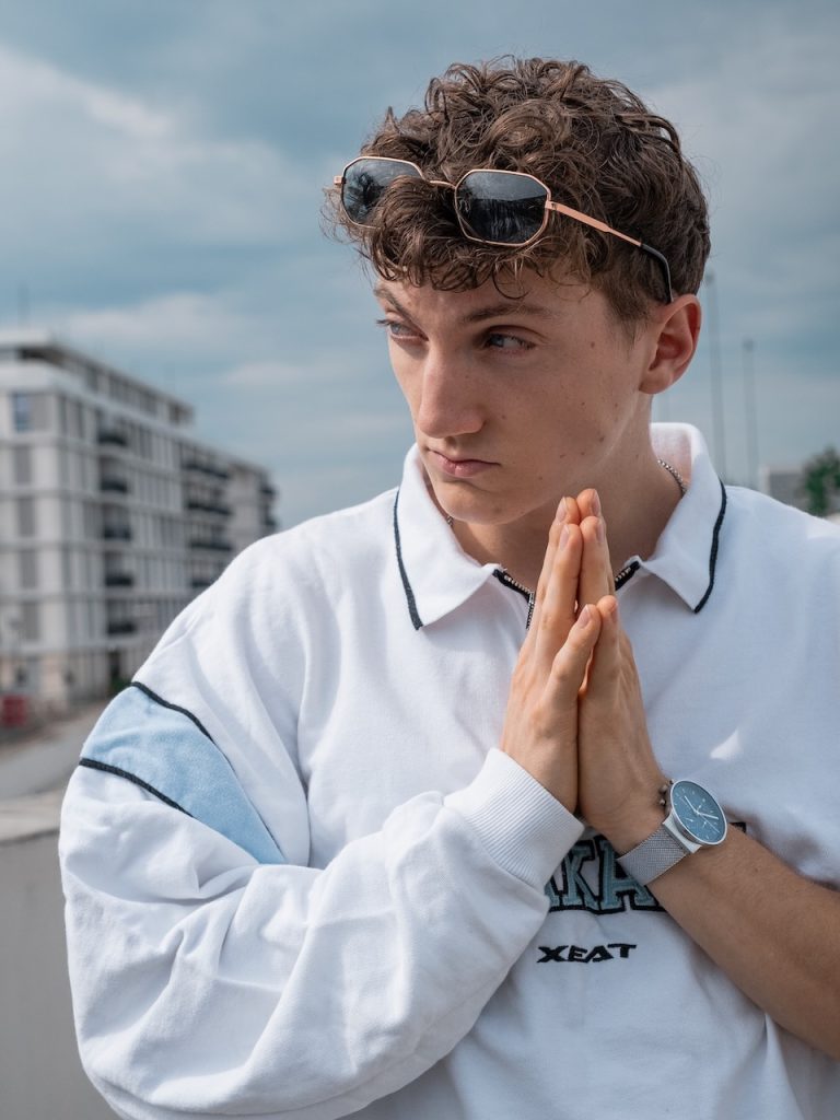 Tobias1123 - 21